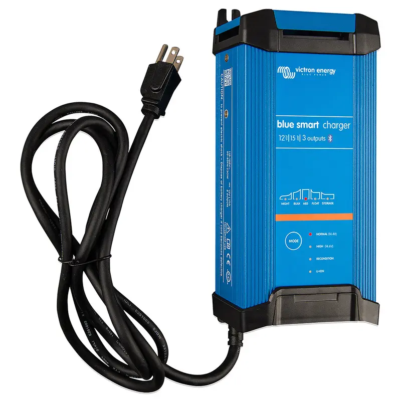 Victron Blue Smart Ip22 12Vdc 15A 3 Bank 120V Charger - Dry Mount 1