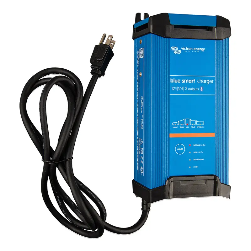 Victron Blue Smart Ip22 12Vdc 30A 3 Bank 120V Charger - Dry Mount 1